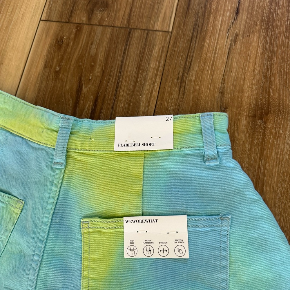 WeWoreWhat women’s tie dye flare bell shorts size 27 NWT - Picture 6 of 6